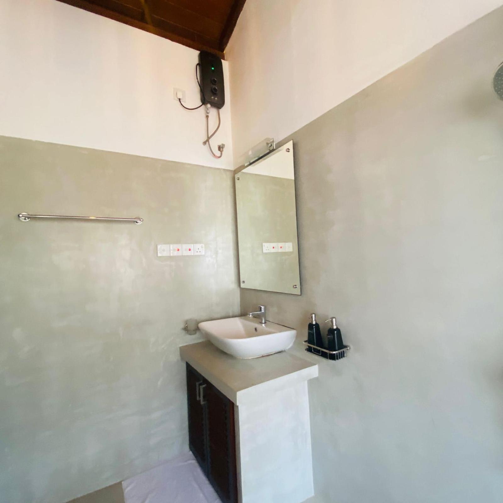 Shima Guni Beach Club Hotel Matara Rom bilde