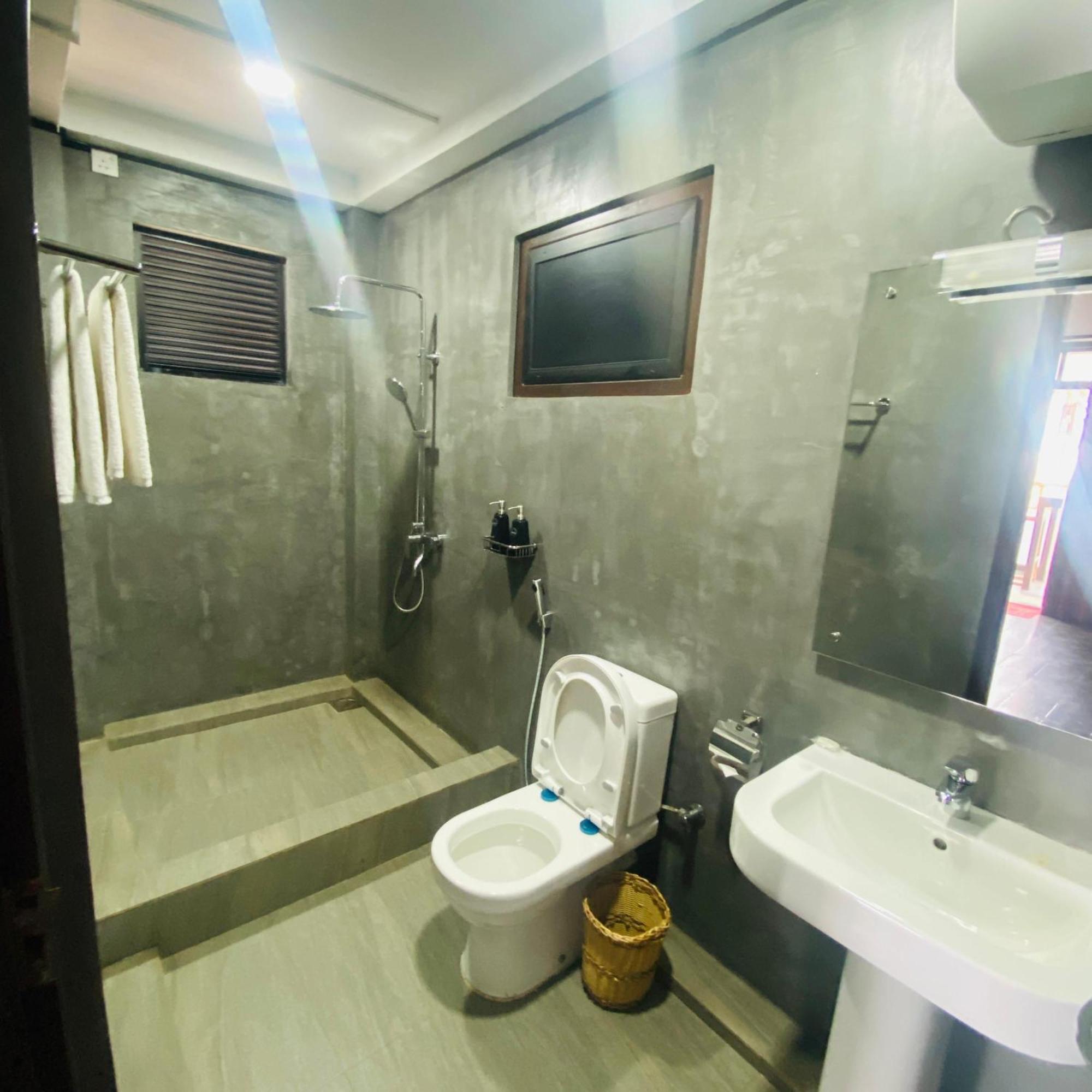 Shima Guni Beach Club Hotel Matara Rom bilde