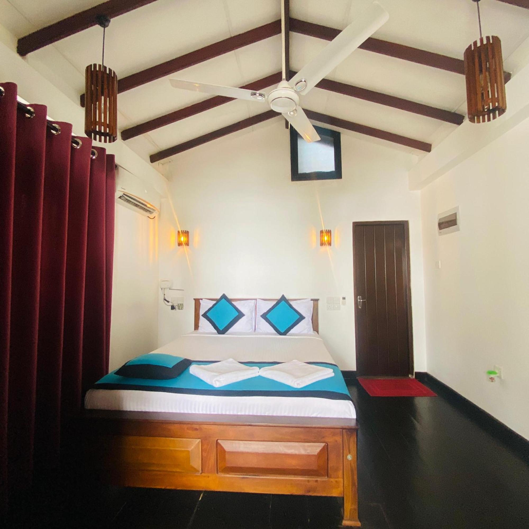 Shima Guni Beach Club Hotel Matara Rom bilde