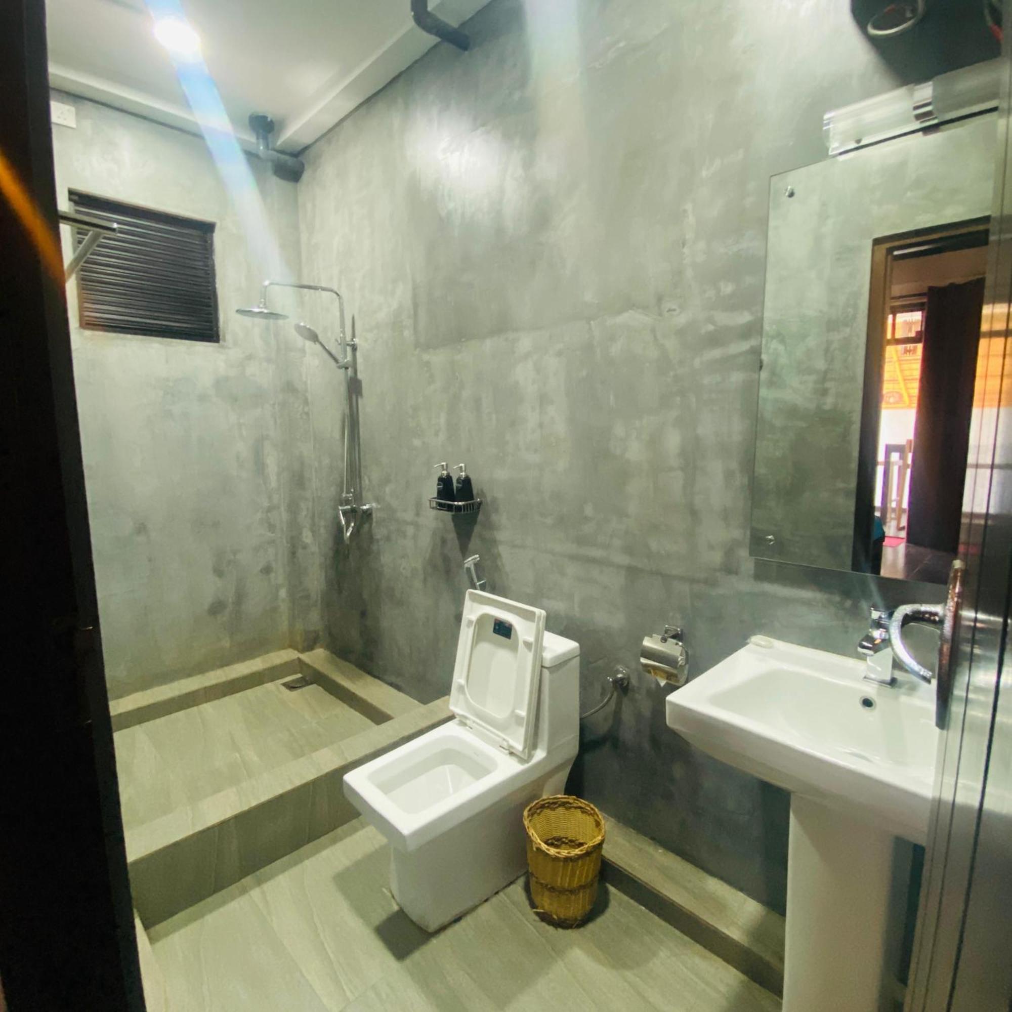 Shima Guni Beach Club Hotel Matara Rom bilde